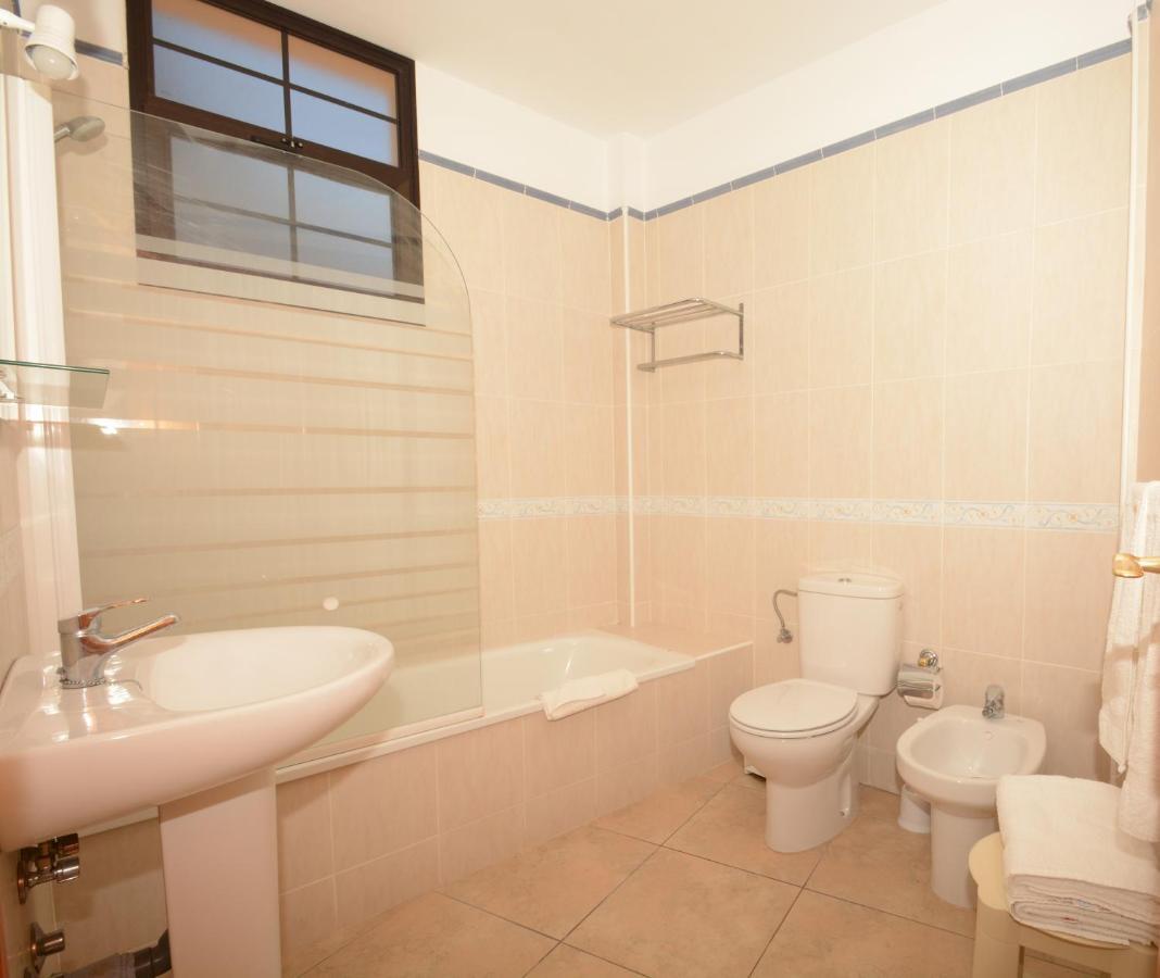Apartamentos Andrea Calera 외부 사진